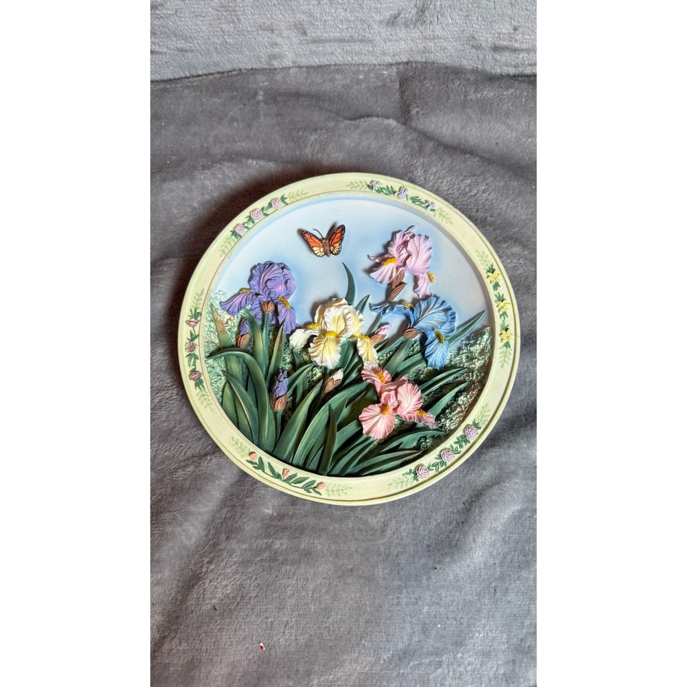 Bradford Exchange Lena Liu The Iris Garden Plate 7.5" Multicolor Excellent 3D